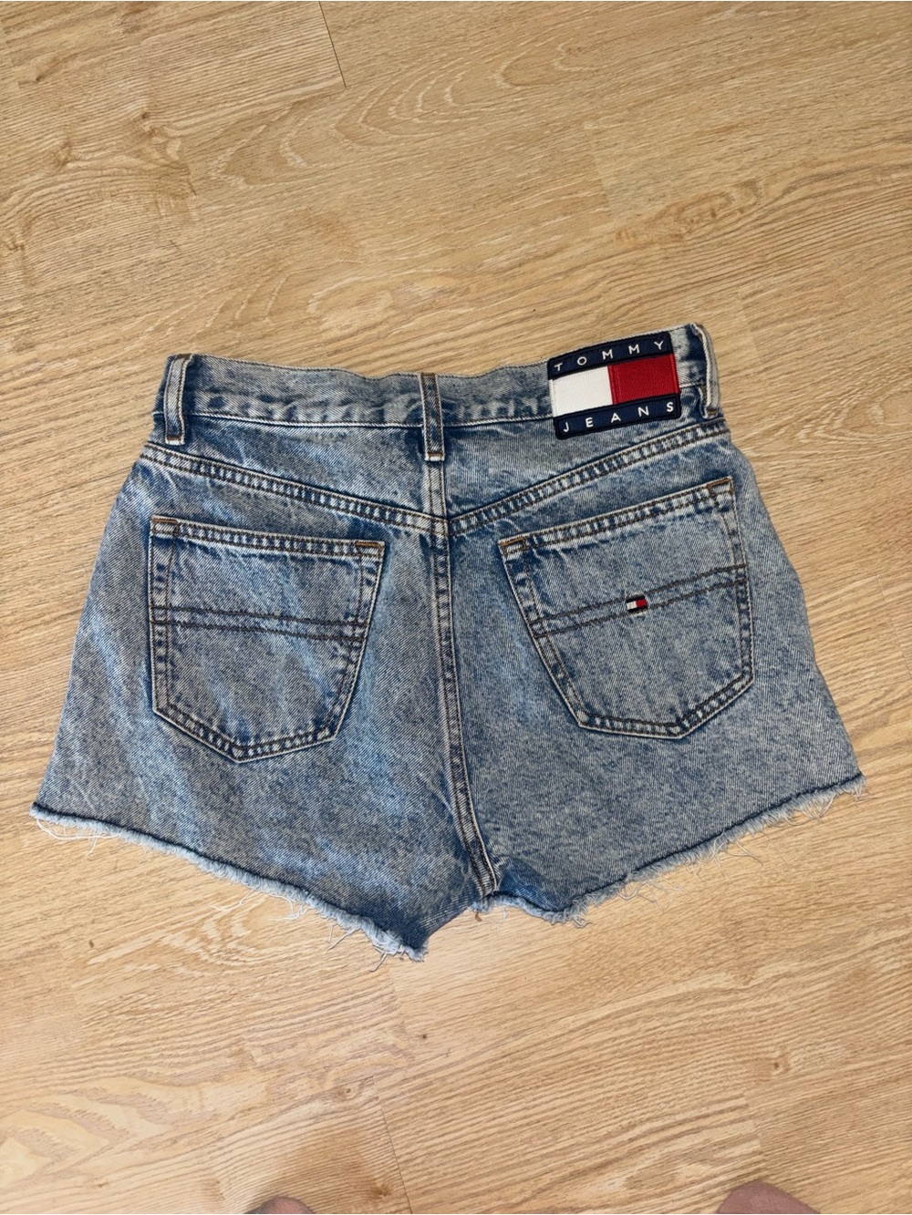 Shorts - Picture 2 of 7